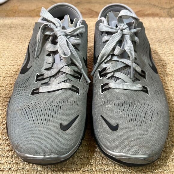 Retro (2014) Nike Free TR Fit 4 sneakers; Women’s 7.5 - Picture 5 of 7